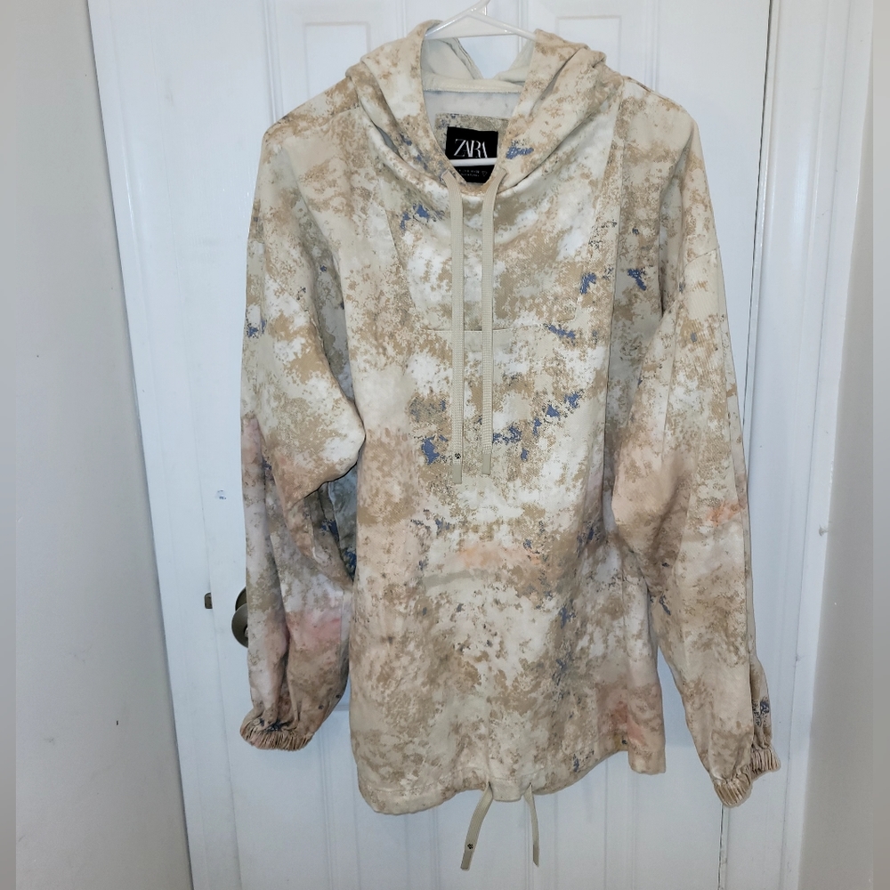 Zara Hoodie